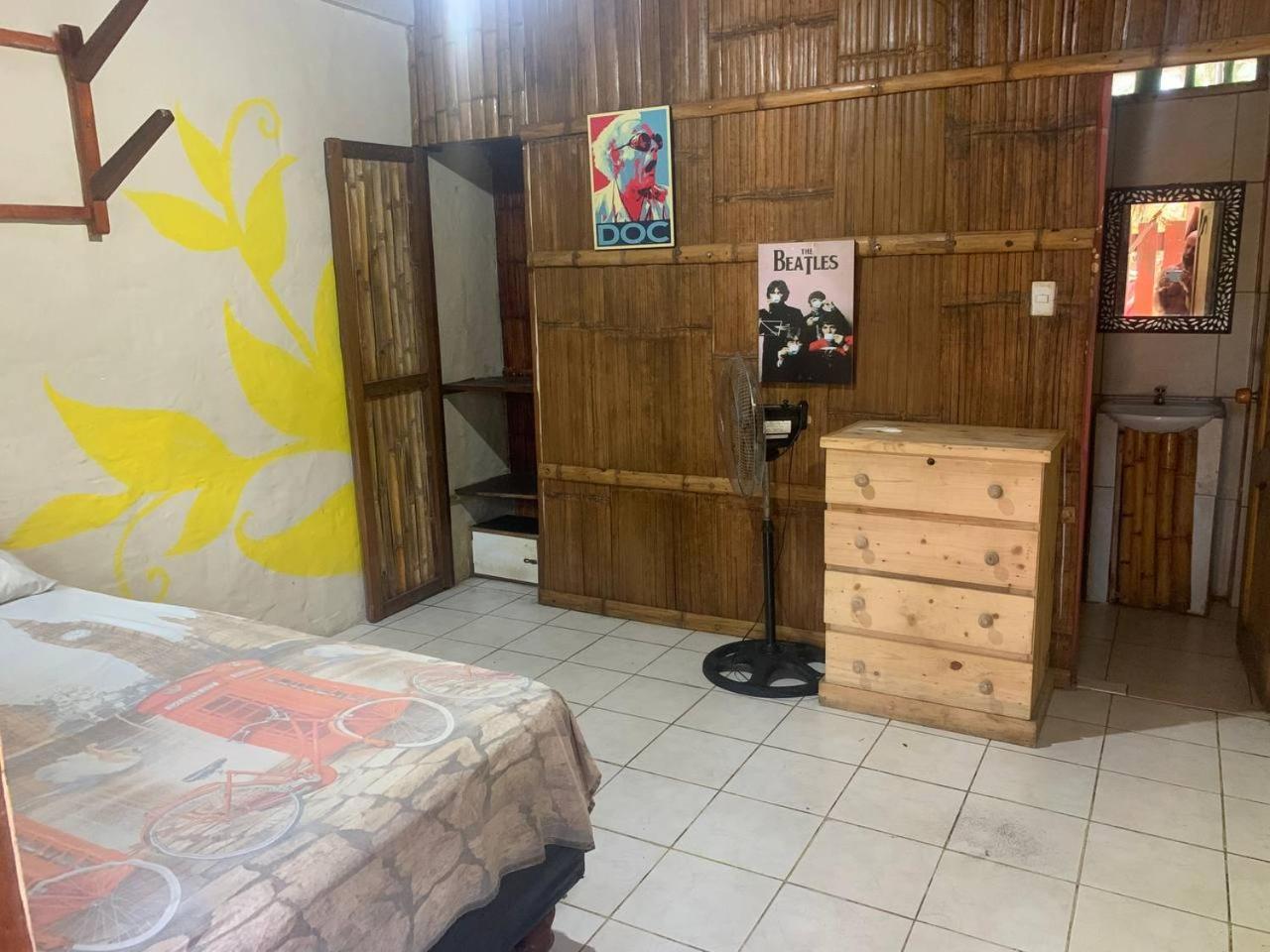 Hostal Mamacucha Montanita Bagian luar foto